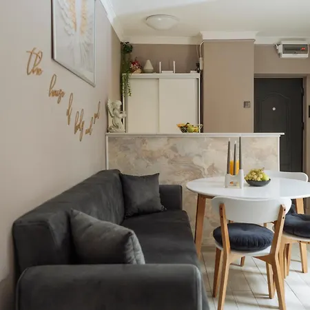 Apartment Golden Paradise Bucharest