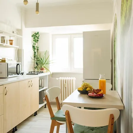 Apartment Golden Paradise *